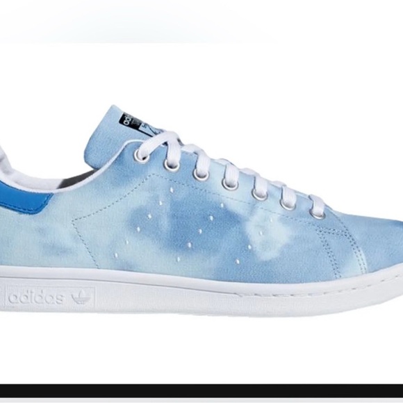 Rare Adidas Stan Smith HOLI Sneakers. Can be for a male or female. - Picture 2 of 6